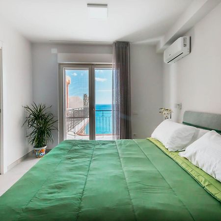 Blu Marine Bed and Breakfast Καταντζάρο Εξωτερικό φωτογραφία