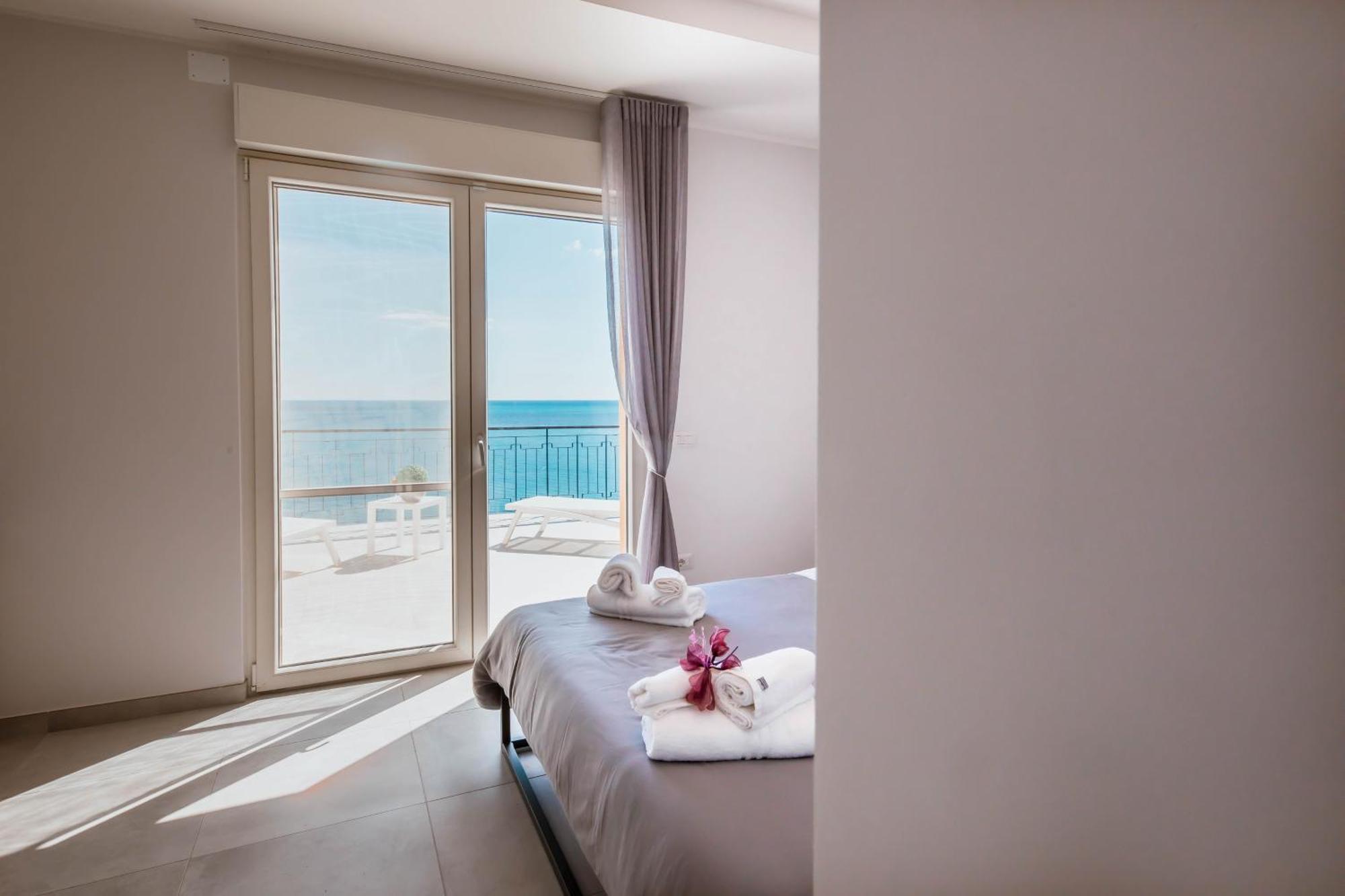 Blu Marine Bed and Breakfast Καταντζάρο Εξωτερικό φωτογραφία